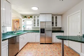 Schöne Villa mit 2 Schlafzimmern und 2 Bädern in der Nähe von Lake Sumter Landing! WiFi inklusive! - Image 5