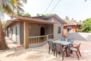Beachside Villa | Pool Access | Near Airport - Image 4
