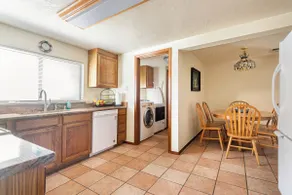 Newly remodel home away from home. - Image 4