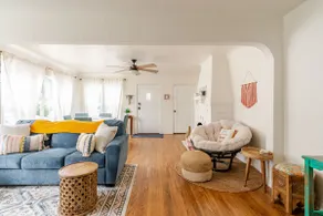 Coastal Escape Ventura Stylish Midtown Bungalow #2 - Image 2