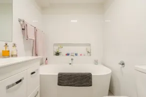 La Rose Cottage - a place to relax - Image 5