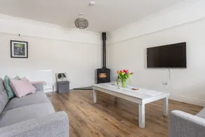 Mattella Lodge - Image 4