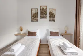 Myrtia's 2 Bedroom Apartment with Green Terrace - Image 3