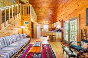 Private Beautiful Cabin on 6 acres Ellijay - Image 3