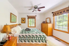 Private Beautiful Cabin on 6 acres Ellijay - Image 5