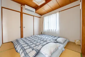 whole house rental 1 min walk to the beach, with WIFI, parking. 2 bedrooms, 2 bathrooms - Image 2