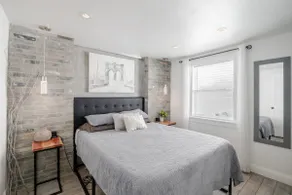 Stone Oasis in Hyde Park | SoHo with KING bed - Image 3