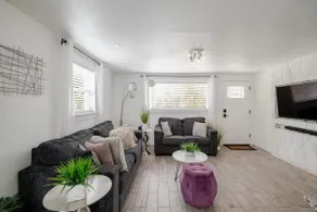 Stone Oasis in Hyde Park | SoHo with KING bed - Image 2