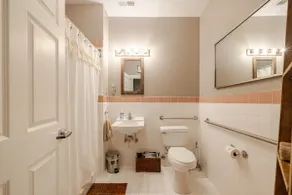 Perfect getaway near Japantown - Image 5
