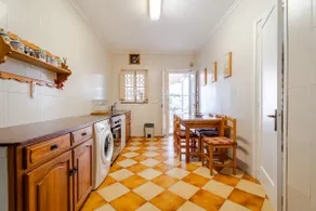 Sea views, huge terrace and 5 bedrooms. - Image 4