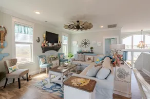Private POOL-Elevator, Views, Close to Access! - Image 4