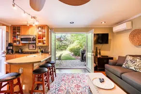 Tryon Cottage Getaway - NC wineries! - TIEC - Image 2