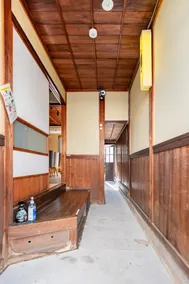 8-minute walk to the station! An old house nestled in a historic town. A private rental accommodation for long-term stays! - Image 2