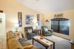 Spectacular canal home w/ private salt water pool - Image 3