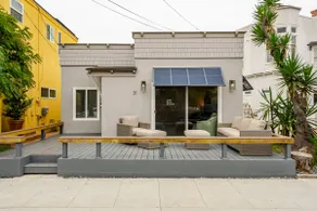 Fresh 2BR Canal Home w/ Gym + Bikes | Walkable - Image 2