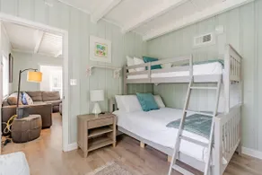 Bimini's Beach Bungalow - Image 4