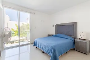 Tezo's house. - Image 4