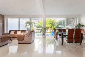 Tezo's house. - Image 2