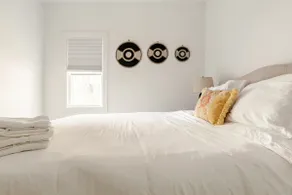 Modern 4BR Retreat | Walk to Mount Holyoke + Town - Image 4