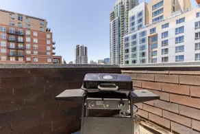 Walk to Convention Center CityView Deck EV Charger - Image 3