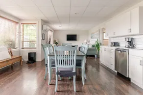Beautiful Lake Country Retreat -Hot Tub & Sleeps 8 - Image 4