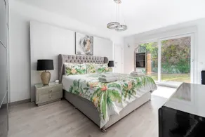 Modern Villa in Marbella - Private Heated Pool, BBQ & Golf Views - Image 2