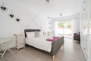 Modern Villa in Marbella - Private Heated Pool, BBQ & Golf Views - Image 5