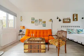 Seaside Cabin with Courtyard - Whitstable - Image 3
