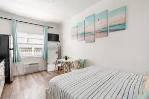 Sea Breeze: Your heaven at 2 step from the beach! - Image 3