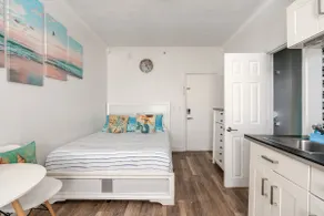 Sea Breeze: Your heaven at 2 step from the beach! - Image 2