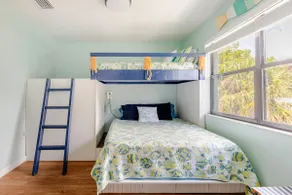 Ocean Breeze Retreat - Image 3