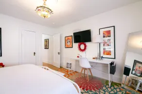 Brickhaven, A Quiet Bungalow with a Cool Vibe! - Image 4