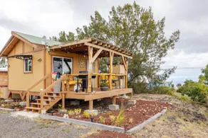 Hula Hut-Hot Tub! Bungalow, Ocean Views - Image 3