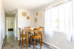3 bedroom 2 bath home w washer/dryer, arcade, more - Image 3