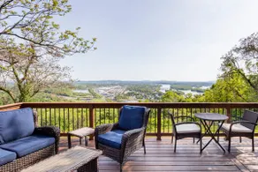 Mountain Retreat  ★ HEATED POOL ★  Amazing Views! - Image 4