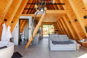 Snow Refuge! Sleeping Giant's Cabin! - Image 5