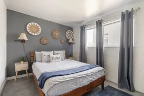 Comfy 2BR · BBQ & Firepit · 5 min to UofA · Pets - Image 3
