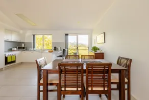 Unit with Spectacular views over new Rail Trail - Image 2