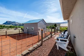 Full kitchen/2 Bedroom close to Zion w/Ping Pong! - Image 4