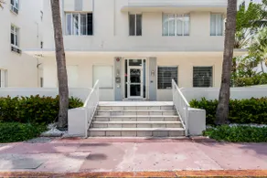 Beach apt 1 bedr 2 full bath Collins Av 7 pax - Image 2