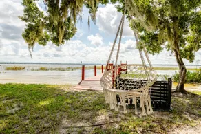COUNTRYSIDE VACATION BY THE LAKE HOUSE CENTRAL FLORIDA - Image 2