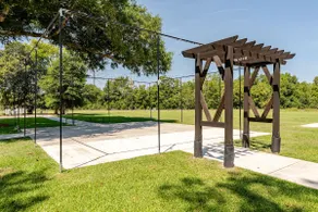 Charming, Private Cottage w/ easy access to I-95 - Image 2
