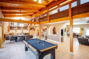 Luxury Stays | Private Pool & Panoramic Views - Image 3