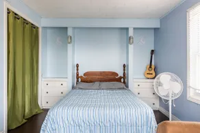 Charming cottage near beach & free EV charging. - Image 4