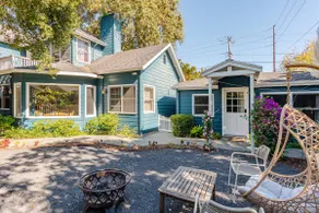 Cozy Cottage Escape in the Heart of Palo Alto - Image 5