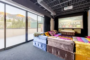 ​Epic Rooftop Villa | Private Gym, Spa & Theater - Image 4