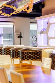 ​Epic Rooftop Villa | Private Gym, Spa & Theater - Image 3