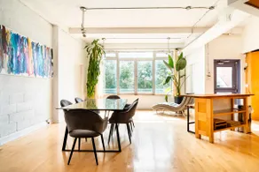 Mile End - Huge Bright & Modern Loft Suite - King Bed - Image 2