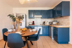 Sarlat Cosy, Air-con & all comforts, parking, terrace, view - Image 4