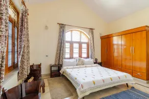 Picturesque Pahadi Villa in Dehradun - Image 4